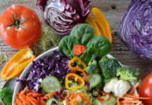 여름철 신선한 채소 요리법 caesar salad